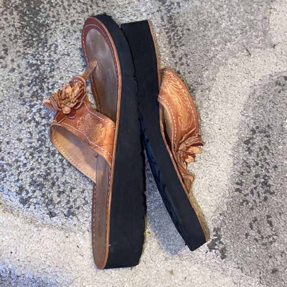 Handmade Sandals From Mexico - Picture 5 of 6